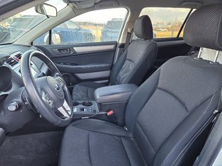 2016  Outback 2.5i AWD SIEGES CHAUFFANTS in St-Jean-Sur-Richelieu, Quebec - 6 - w320h240px