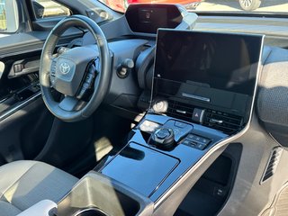 2023 Toyota BZ4X XLE CUIR TOIT PANO NAVIGATION AWD in St-Jean-Sur-Richelieu, Quebec - 3 - w320h240px