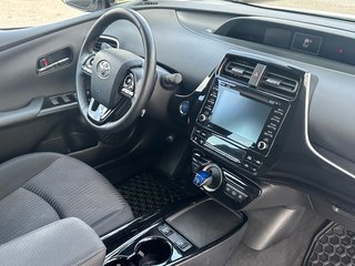 2022 Toyota PRIUS PRIME SEULEMENT 056963 KM in St-Jean-Sur-Richelieu, Quebec - 3 - w320h240px