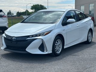 2022 Toyota PRIUS PRIME SEULEMENT 056963 KM in St-Jean-Sur-Richelieu, Quebec - 5 - w320h240px