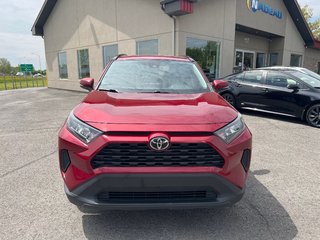2019  RAV4 LE AWD CRUISE ADAPT ANGLES MORTS in St-Jean-Sur-Richelieu, Quebec - 4 - w320h240px