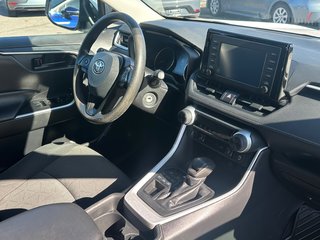 Toyota RAV4 LE AWD CRUISE ADAPTATIF 2021 à St-Jean-Sur-Richelieu, Québec - 3 - w320h240px