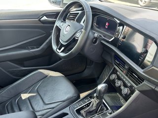Volkswagen Jetta Execline TOIT NAVI CUIR ANGLES MORTS 2021 à St-Jean-Sur-Richelieu, Québec - 3 - w320h240px