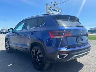 Volkswagen Taos HIGHLINE CUIR TOIT PANORAMIQUE NAVIGATION 2023 à St-Jean-Sur-Richelieu, Québec - 4 - w320h240px