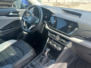 Volkswagen Taos HIGHLINE CUIR TOIT PANORAMIQUE NAVIGATION 2023 à St-Jean-Sur-Richelieu, Québec - 3 - w320h240px
