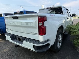 2021 Chevrolet Silverado 1500 4x4 Custom Crew Cab V8 5.3L 6.6ft in Quebec, Quebec - 3 - w320h240px