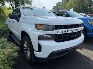 2021 Chevrolet Silverado 1500 4x4 Custom Crew Cab V8 5.3L 6.6ft in Quebec, Quebec - 2 - w320h240px