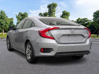 2017 Honda Berline Civic 4 portes LX in Sherbrooke, Quebec - 3 - w320h240px