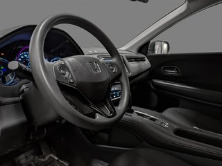2016 Honda HR-V 4WD LX in Sherbrooke, Quebec - 6 - w320h240px