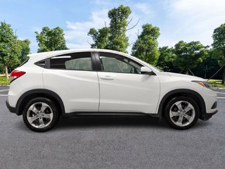 2021 Honda HR-V LX 2WD in Sherbrooke, Quebec - 5 - w320h240px