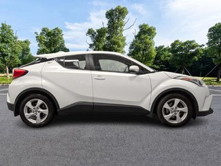 Toyota C-HR XLE 2019 à Sherbrooke, Québec - 5 - w320h240px