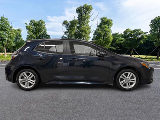 2020 Toyota Corolla Hatchback SE in Sherbrooke, Quebec - 5 - w320h240px