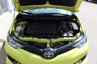 Toyota Corolla iM  2017 à Quebec, Québec - 36 - w320h240px