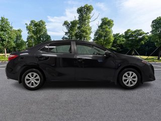 Toyota Corolla  2018 à Sherbrooke, Québec - 5 - w320h240px