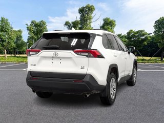 2020 Toyota RAV4 LE AWD in Sherbrooke, Quebec - 4 - w320h240px