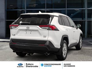 2020 Toyota RAV4 XLE/AWD in Sherbrooke, Quebec - 6 - w320h240px