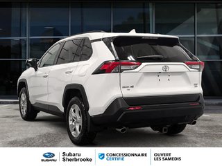 2020 Toyota RAV4 XLE/AWD in Sherbrooke, Quebec - 5 - w320h240px