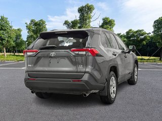 2021 Toyota RAV4 LE AWD in Sherbrooke, Quebec - 4 - w320h240px