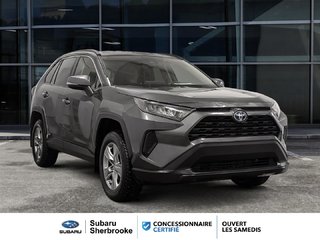 Toyota RAV4 HYBRID/LE/AWD 2023 à Sherbrooke, Québec - 4 - w320h240px