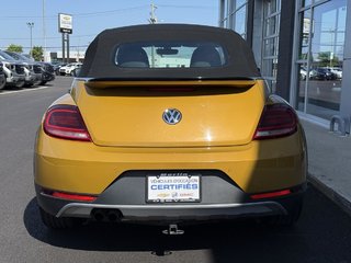 Volkswagen Beetle Convertible Dune Automatique 1.8TSI 2017 à Québec, Québec - 3 - w320h240px