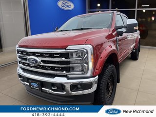 Ford Super Duty F-350 SRW King Ranch cabine 6 places 4RM caisse de 6,75 pi 2023 à New Richmond, Québec - 2 - w320h240px