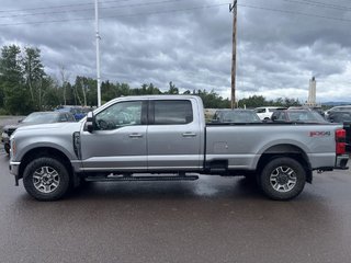 Ford Super Duty F-350 SRW LARIAT cabine double 4RM caisse de 8 pi 2023 à New Richmond, Québec - 2 - w320h240px