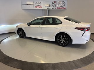 Toyota Camry HYBRIDE SE *TOIT+ MAGS* 2022 à Richmond, Québec - 5 - w320h240px