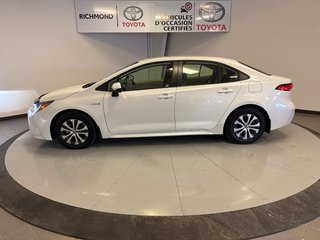 Toyota Corolla LE Hybrid AMÉLIORÉ 2021 à Richmond, Québec - 4 - w320h240px