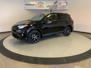 2016  RAV4 SE in Richmond, Quebec - 2 - w320h240px