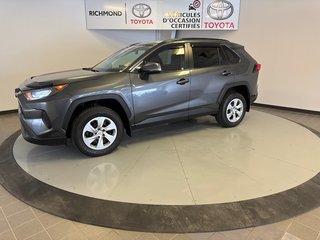 Toyota RAV4 LE AWD 2020 à Richmond, Québec - 3 - w320h240px