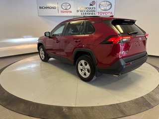 2020 Toyota RAV4 XLE FWD *TRÈS BEAU VÉHICULE* in Richmond, Quebec - 6 - w320h240px