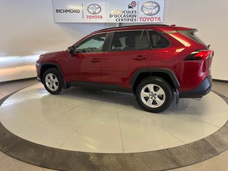 2020 Toyota RAV4 XLE FWD *TRÈS BEAU VÉHICULE* in Richmond, Quebec - 5 - w320h240px