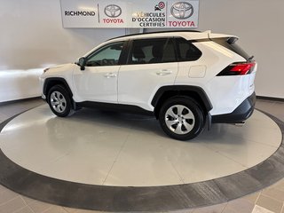 Toyota RAV4 LE AWD 2021 à Richmond, Québec - 5 - w320h240px