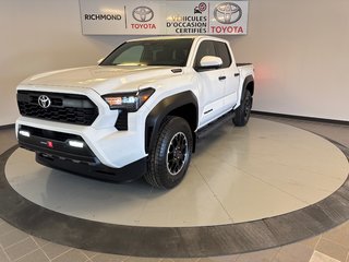 Toyota Tacoma TRD Hybrid *DÉMONSTRATEUR* 2025 à Richmond, Québec - 2 - w320h240px