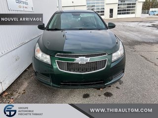 2014 Chevrolet Cruze in Montmagny, Quebec - 2 - w320h240px