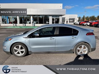 2015 Chevrolet Volt in Montmagny, Quebec - 4 - w320h240px