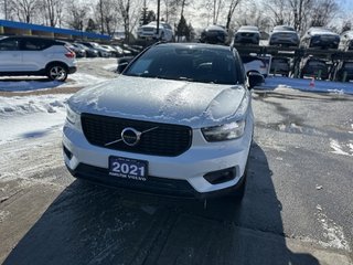 2021 Volvo XC40 R-Design 4 Cylinder Engine 2.0L/120CI All Wheel Drive