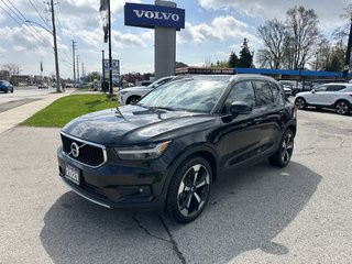 2021 Volvo XC40 Momentum 4 Cylinder Engine 2.0L/120CI All Wheel Drive