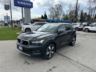 2021 Volvo XC40 Momentum 4 Cylinder Engine 2.0L/120CI All Wheel Drive