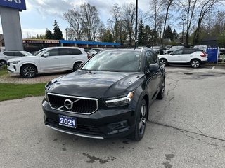 2021 Volvo XC40 Momentum 4 Cylinder Engine 2.0L/120CI All Wheel Drive