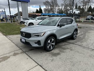 2024 Volvo XC40 Plus Dark Theme 4 Cylinder Engine 2.0L All Wheel Drive