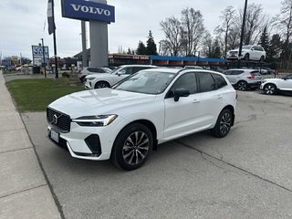 2025 Volvo XC60 Plus Dark Theme 4 Cylinder Engine 2.0L All Wheel Drive