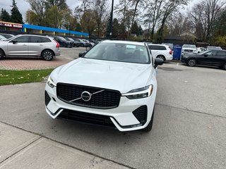 2025 Volvo XC60 Plus Dark Theme 4 Cylinder Engine 2.0L All Wheel Drive