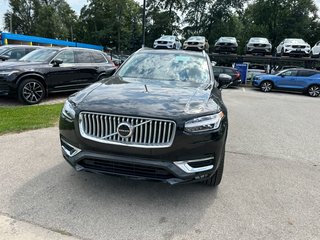 2025 Volvo XC90 Ultra Bright Theme 4 Cylinder Engine 2.0L All Wheel Drive