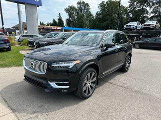 2025 Volvo XC90 Ultra Bright Theme 4 Cylinder Engine 2.0L All Wheel Drive