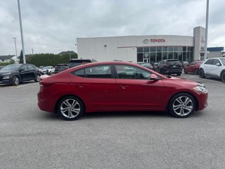 2017 Hyundai Elantra GLS in Hawkesbury, Ontario - 4 - w320h240px