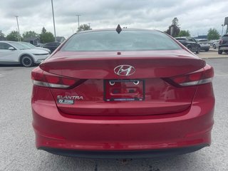 2017 Hyundai Elantra GLS in Hawkesbury, Ontario - 6 - w320h240px