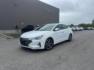2020 Hyundai Elantra Luxury in Hawkesbury, Ontario - 2 - w320h240px