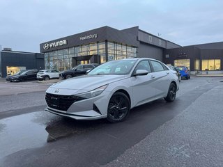 Hyundai Elantra Preferred 2021 à Hawkesbury, Ontario - 2 - w320h240px