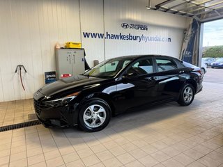 2021 Hyundai Elantra Essential in Hawkesbury, Ontario - 3 - w320h240px